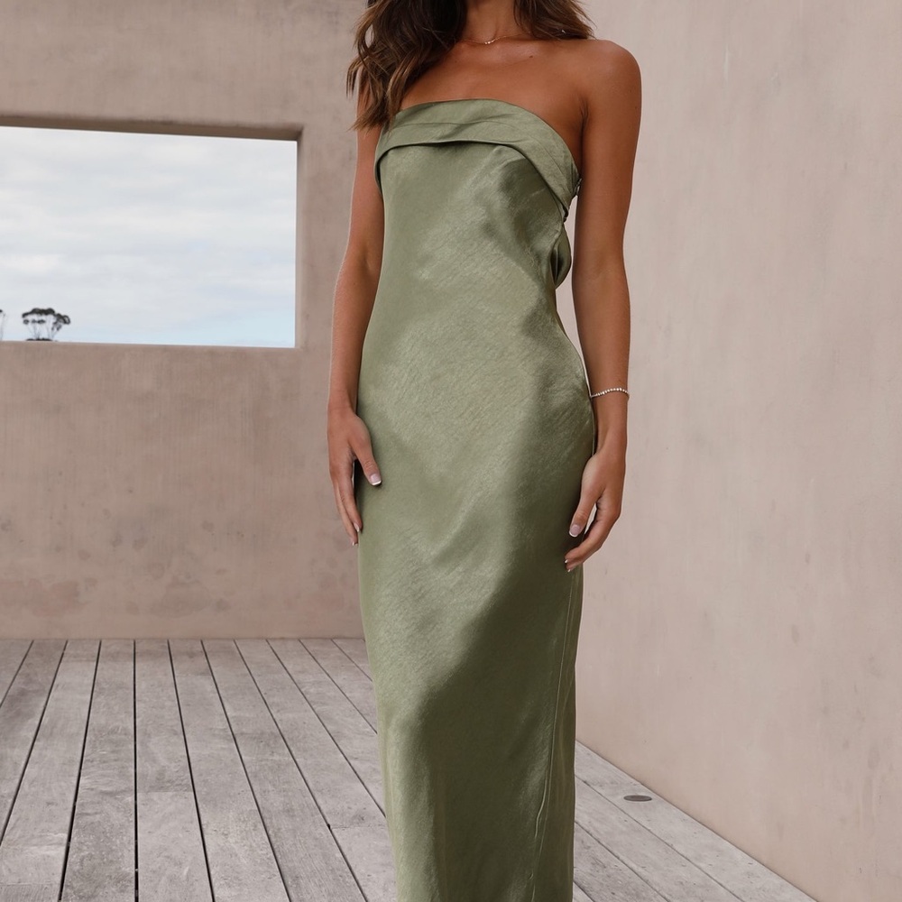 Elegant Olive Green Strapless Dress